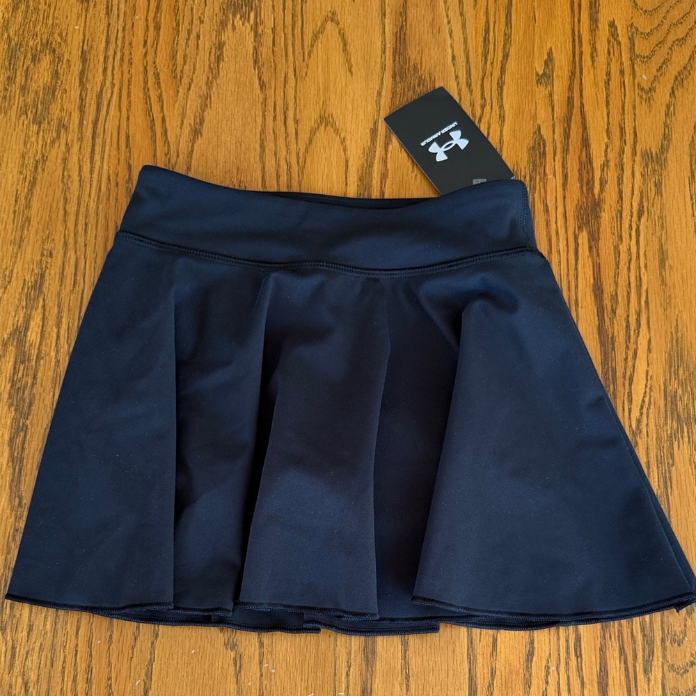 Under Armour Girls Size Small Motion Black Skort